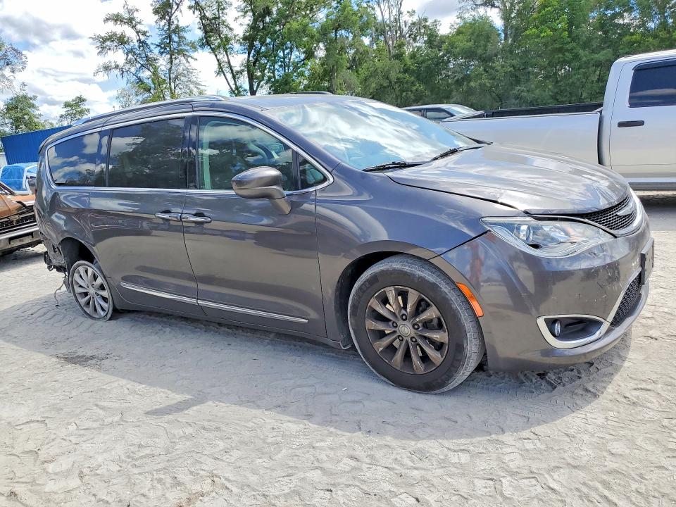 Продажа на аукционе авто 2020 Chrysler Pacifica, vin: 2C4RC1BG1LR176497, номер лота: 50893406