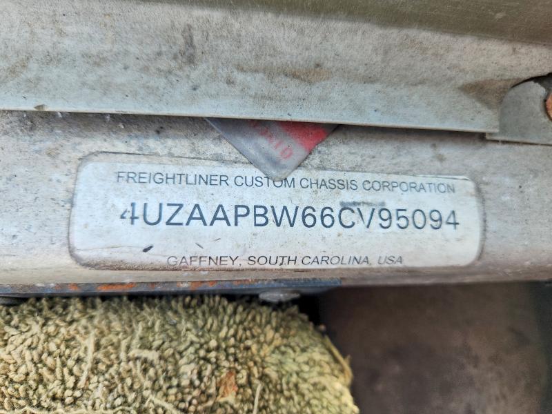 2006 Freightliner Chassis მანქანა იყიდება აუქციონზე, vin: 4UZAAPBW66CV95094, აუქციონის ნომერი: 51678416