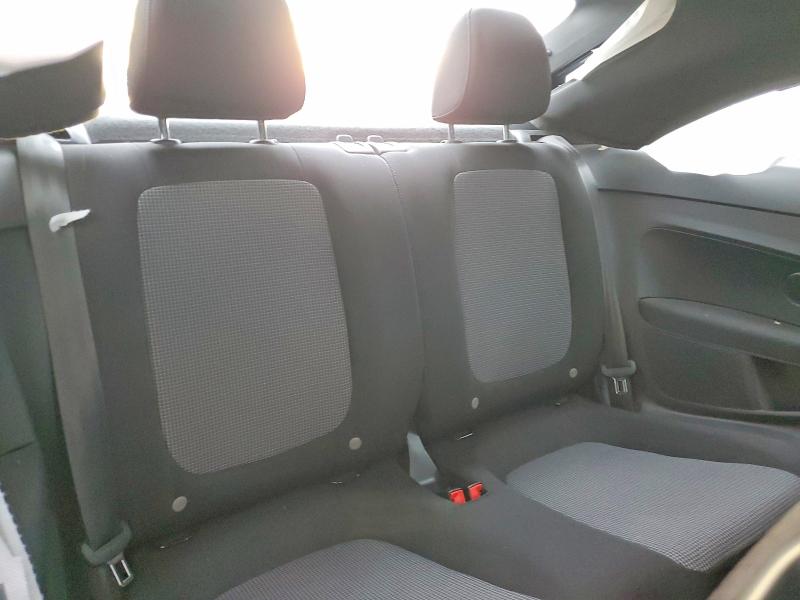 2019 Volkswagen Beetle მანქანა იყიდება აუქციონზე, vin: 3VWFD7AT8KM719672, აუქციონის ნომერი: 50446546