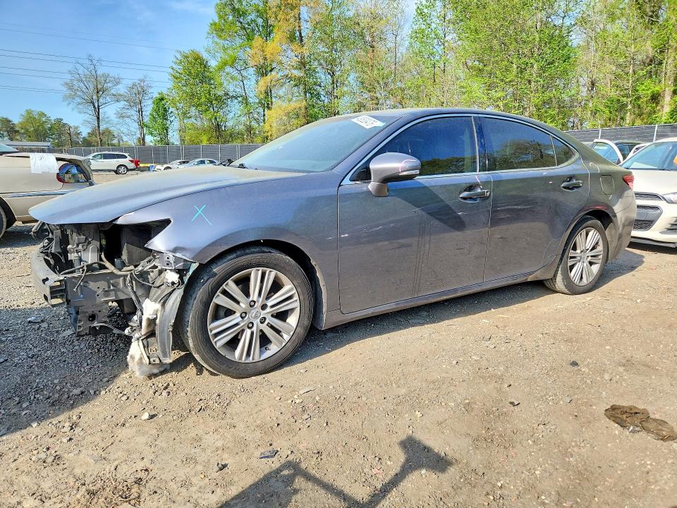 49633476 :رقم المزاد ، JTHBK1GG7D2076089 vin ، 2013 Lexus Es مزاد بيع