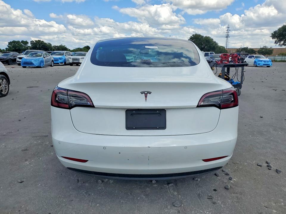 51031916 :رقم المزاد ، 5YJ3E1EA7KF426584 vin ، 2019 Tesla Model 3 مزاد بيع