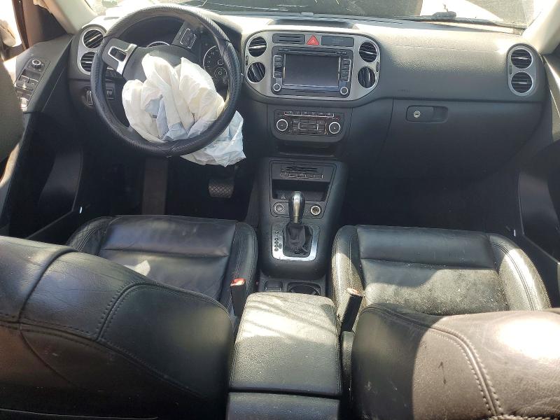 49328926 :رقم المزاد ، WVGBV7AX4BW508546 vin ، 2011 Volkswagen Tiguan مزاد بيع