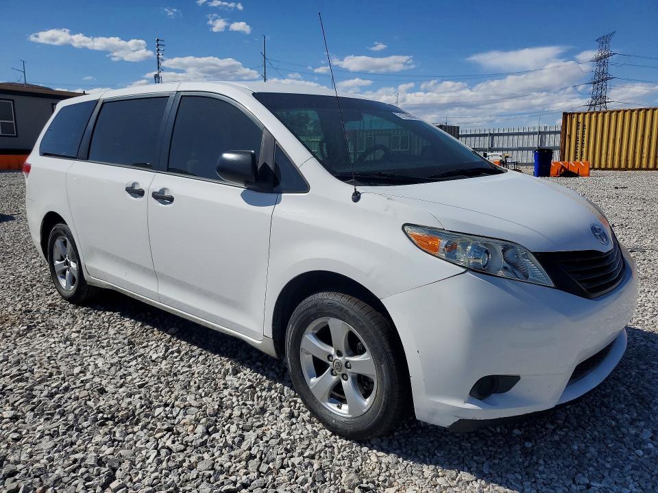 Продажа на аукционе авто 2012 Toyota Sienna, vin: 5TDKA3DC3CS010325, номер лота: 51786686