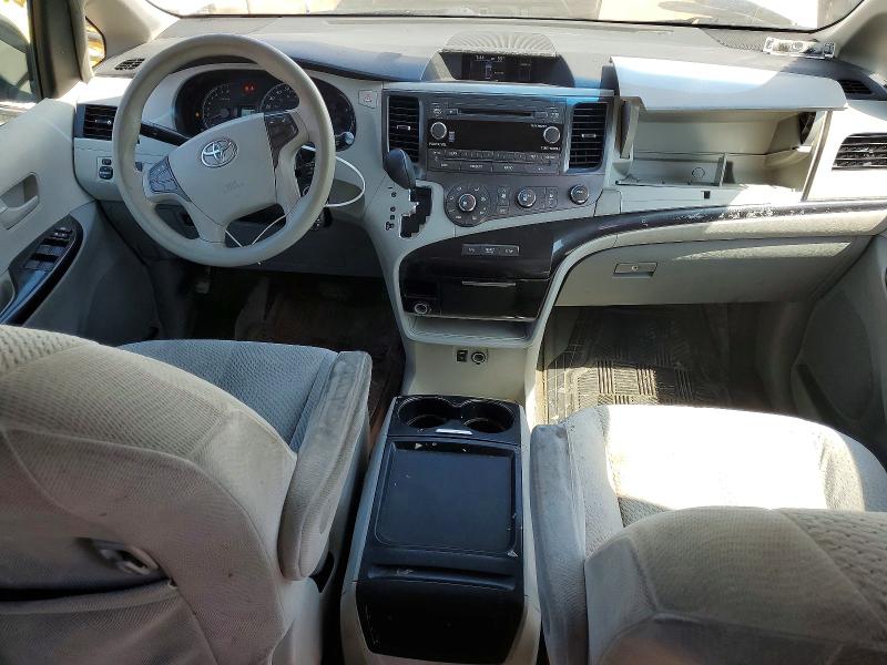 50826656 :رقم المزاد ، 5TDKK3DC9BS141481 vin ، 2011 Toyota Sienna مزاد بيع