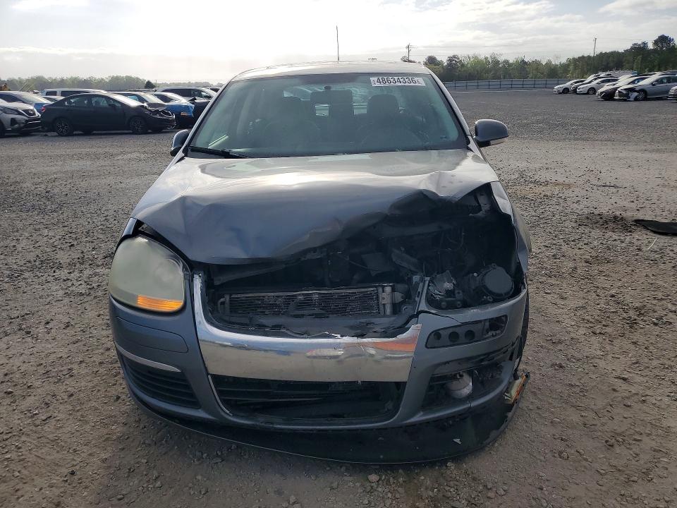 48634336 :رقم المزاد ، 3VWEF71K27M180650 vin ، 2007 Volkswagen Jetta مزاد بيع