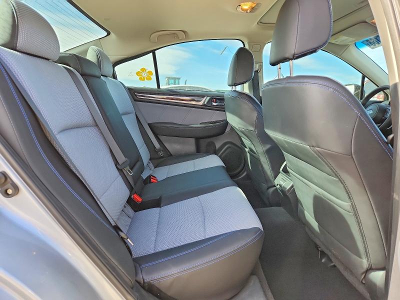 49641106 :رقم المزاد ، 4S3BNAR66J3033317 vin ، 2018 Subaru Legacy مزاد بيع