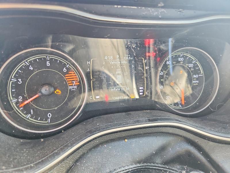 50176686 :رقم المزاد ، 1C4PJLCB3KD247017 vin ، 2019 Jeep Cherokee مزاد بيع