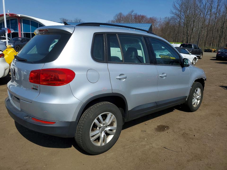 Aukcja sprzedaży 2017 Volkswagen Tiguan, vin: WVGBV7AX1HK024415, numer aukcji: 49334196