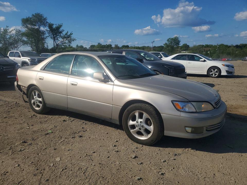 2001 Lexus Es მანქანა იყიდება აუქციონზე, vin: JT8BF28G415104160, აუქციონის ნომერი: 50578496