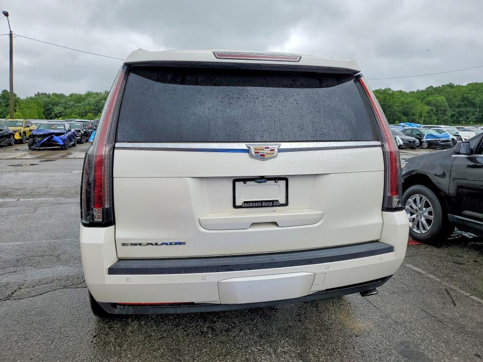2015 Cadillac Escalade მანქანა იყიდება აუქციონზე, vin: 1GYS3NKJ4FR524513, აუქციონის ნომერი: 51685506