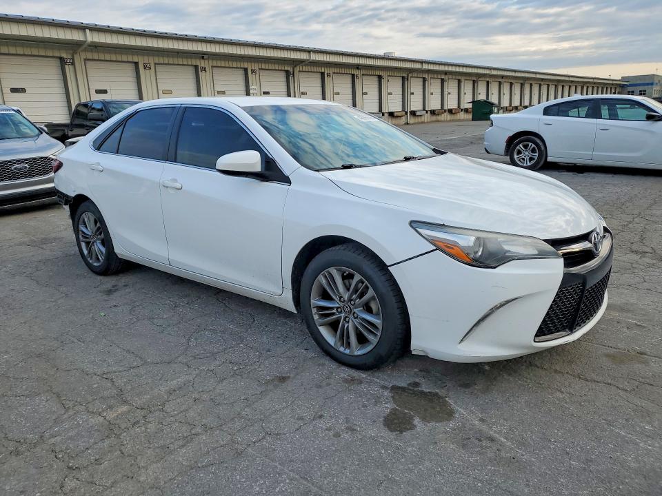 2017 Toyota Camry მანქანა იყიდება აუქციონზე, vin: 4T1BF1FK0HU327987, აუქციონის ნომერი: 48965696