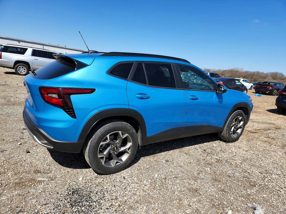 Продажа на аукционе авто 2025 Chevrolet Trax, vin: KL77LHEP5SC137654, номер лота: 49002676