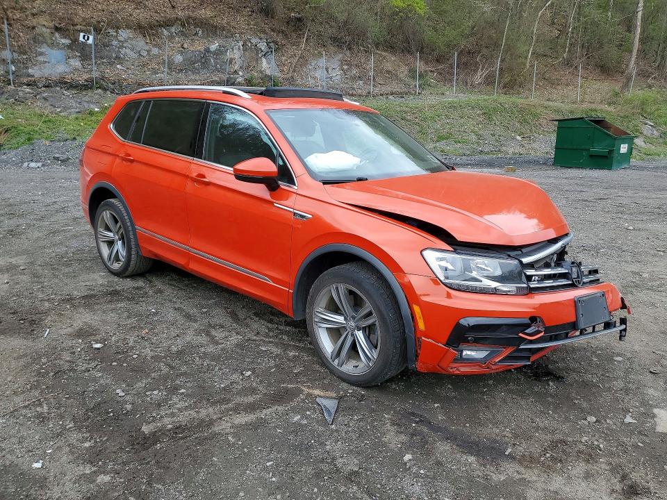 Продаж на аукціоні авто 2018 Volkswagen Tiguan, vin: 3VV2B7AX2JM207951, номер лоту: 50726466