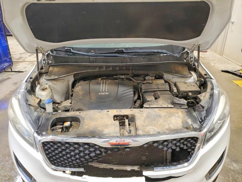 2016 Kia Sorento მანქანა იყიდება აუქციონზე, vin: 5XYPG4A56GG151943, აუქციონის ნომერი: 51636846