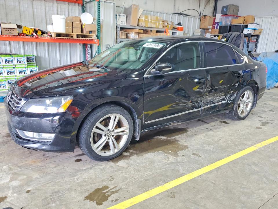 49972086 :رقم المزاد ، 1VWCN7A39EC007189 vin ، 2014 Volkswagen Passat مزاد بيع
