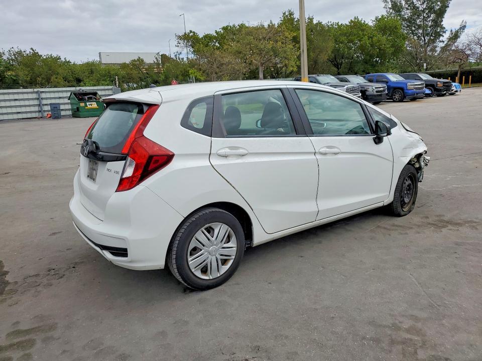 2018 Honda Fit მანქანა იყიდება აუქციონზე, vin: 3HGGK5H49JM736061, აუქციონის ნომერი: 49720446