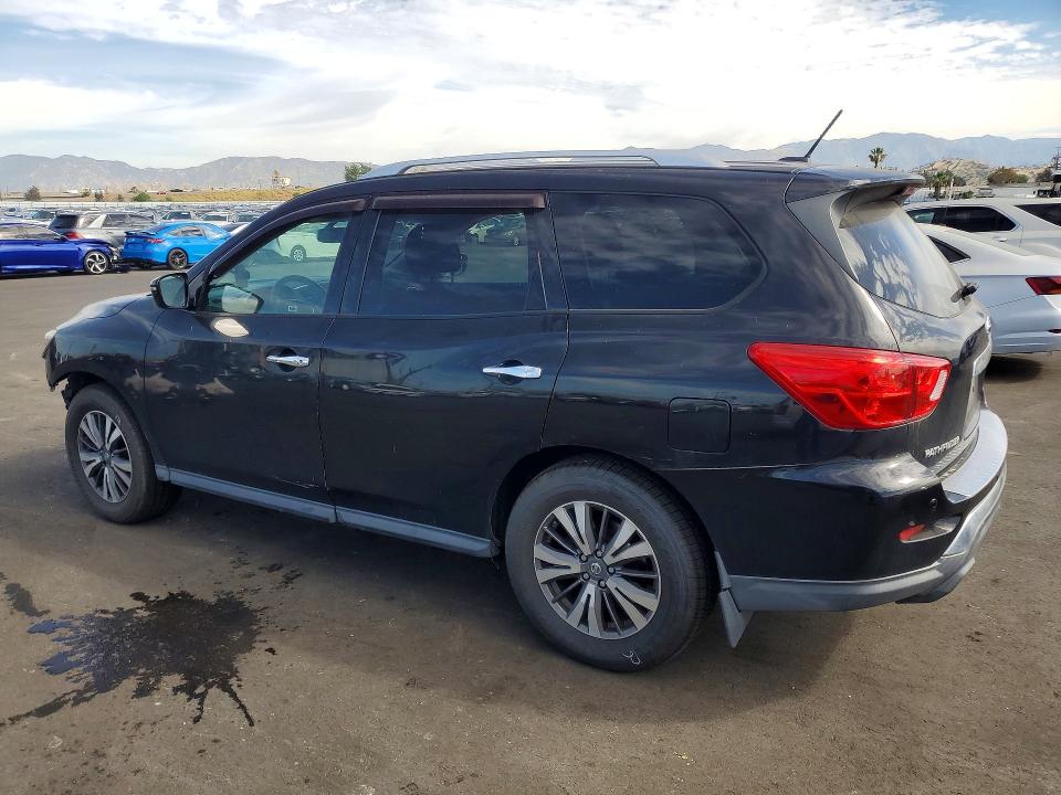 48871396 :رقم المزاد ، 5N1DR2MN4HC604696 vin ، 2017 Nissan Pathfinder مزاد بيع