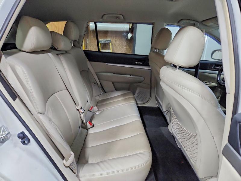 49749496 :رقم المزاد ، 4S4BRCCC9E3203105 vin ، 2014 Subaru Outback مزاد بيع