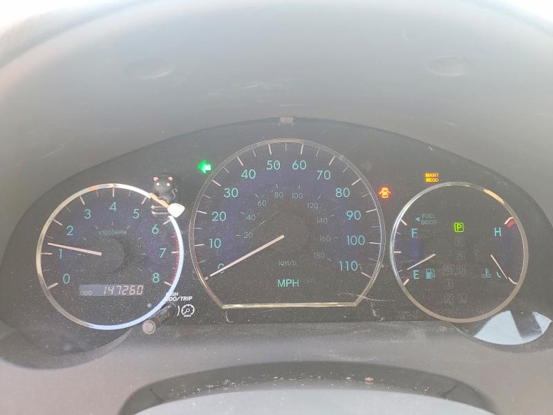 51108736 :رقم المزاد ، 5TDKK4CC7AS327154 vin ، 2010 Toyota Sienna مزاد بيع