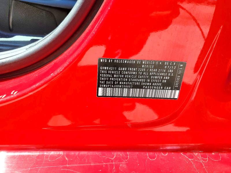 52170526 :رقم المزاد ، 3VWDP7AJ0DM206657 vin ، 2013 Volkswagen Jetta مزاد بيع