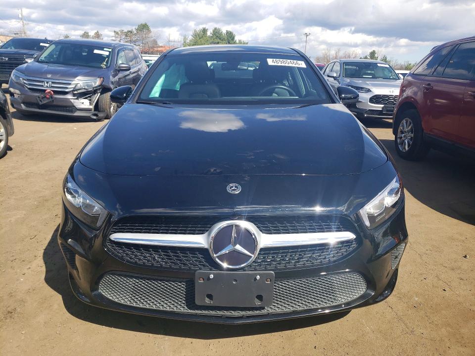 48980466 :رقم المزاد ، W1K3G4FB8MJ276392 vin ، 2021 Mercedes-benz A مزاد بيع