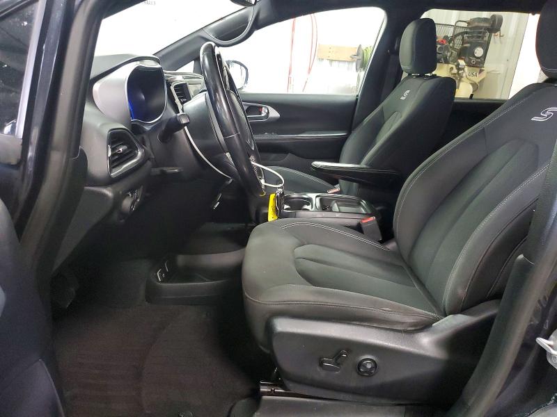 49648846 :رقم المزاد ، 2C4RC1FG1KR702507 vin ، 2019 Chrysler Pacifica مزاد بيع