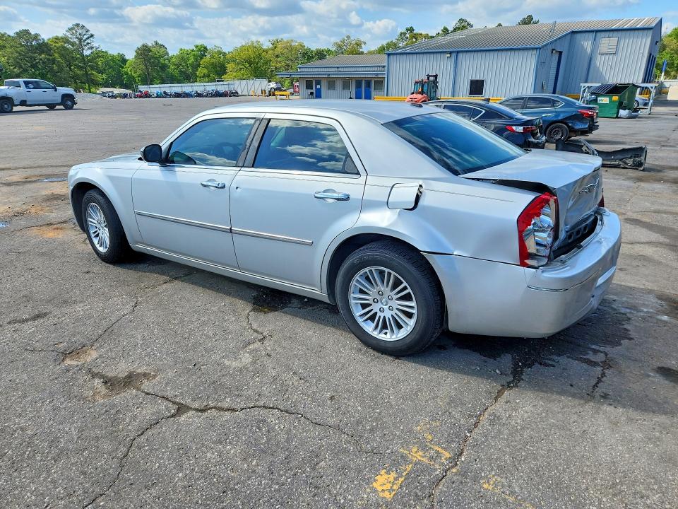 2010 Chrysler 300 მანქანა იყიდება აუქციონზე, vin: 2C3CA5CV2AH262943, აუქციონის ნომერი: 50262366