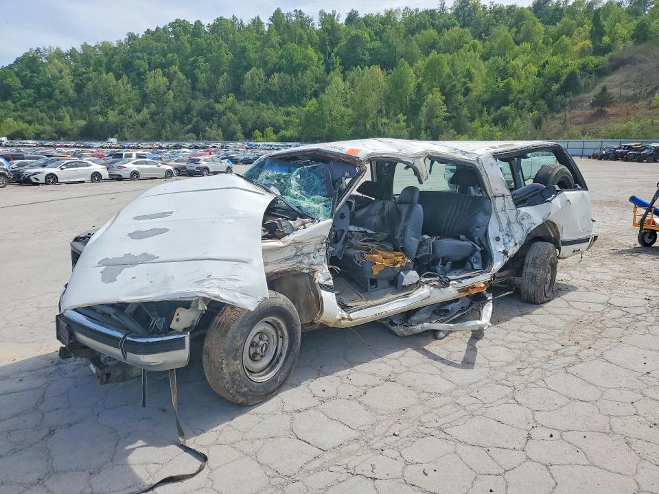 Aukcja sprzedaży 1996 Chevrolet Suburban, vin: 3GNEC16RXTG152335, numer aukcji: 51016476