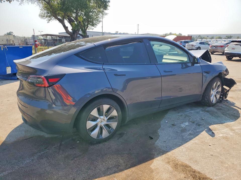 Продаж на аукціоні авто 2021 Tesla Model Y, vin: 5YJYGAED5MF116396, номер лоту: 49772716
