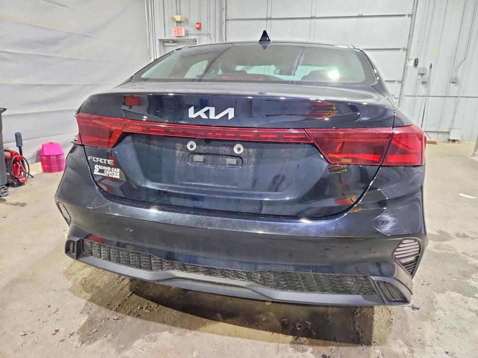 2023 Kia Forte მანქანა იყიდება აუქციონზე, vin: 3KPF24AD0PE580039, აუქციონის ნომერი: 48636756