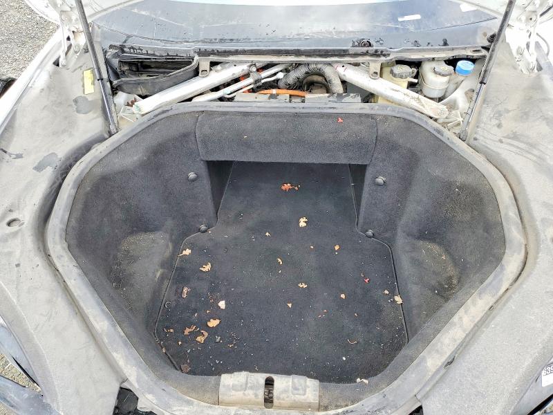 50809396 :رقم المزاد ، 5YJSA1H17EFP37214 vin ، 2014 Tesla Model S مزاد بيع