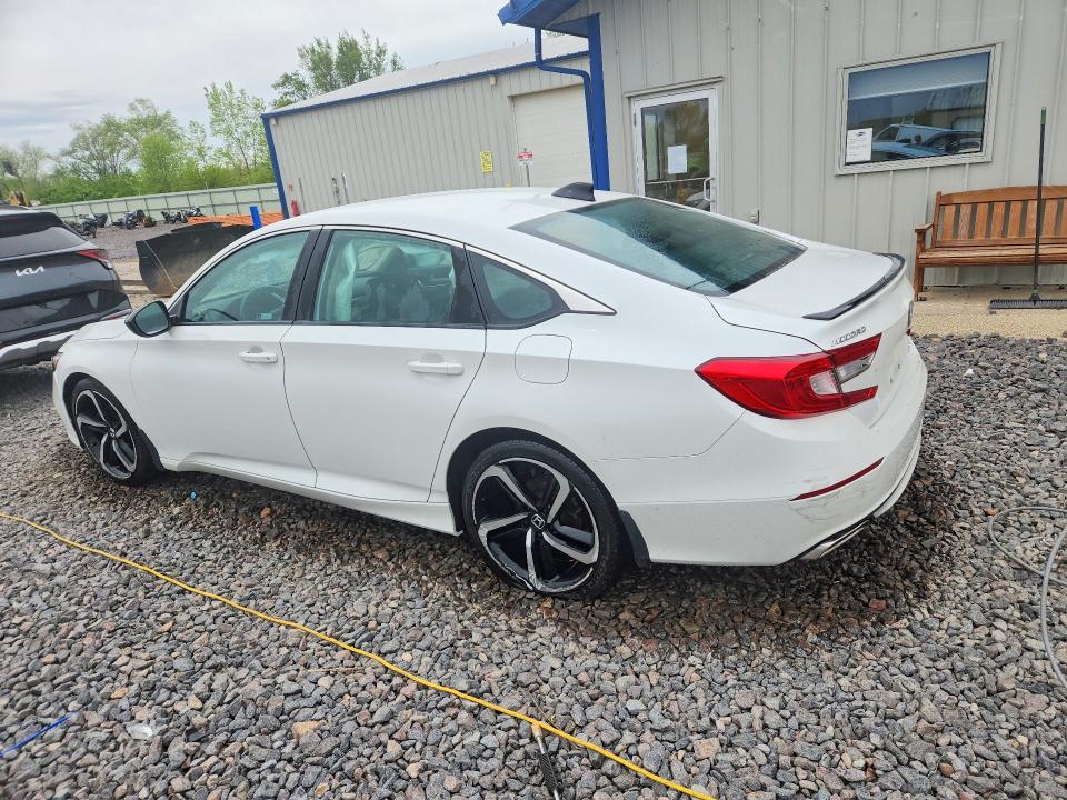 50507406 :رقم المزاد ، 1HGCV1F48NA011555 vin ، 2022 Honda Accord مزاد بيع