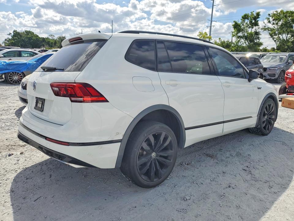 50481806 :رقم المزاد ، 3VV3B7AX7MM068974 vin ، 2021 Volkswagen Tiguan مزاد بيع