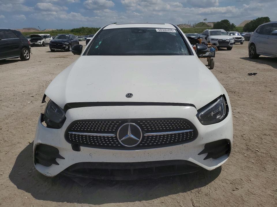 2021 Mercedes-benz E მანქანა იყიდება აუქციონზე, vin: W1KZF8EB6MA917299, აუქციონის ნომერი: 50566426