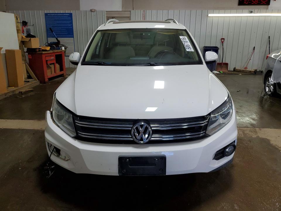 50671816 :رقم المزاد ، WVGBV7AX8DW548115 vin ، 2013 Volkswagen Tiguan مزاد بيع