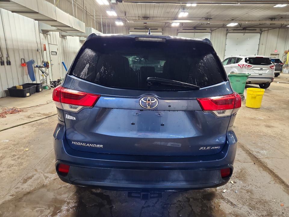 Aukcja sprzedaży 2018 Toyota Highlander, vin: 5TDJZRFH2JS487342, numer aukcji: 48913856