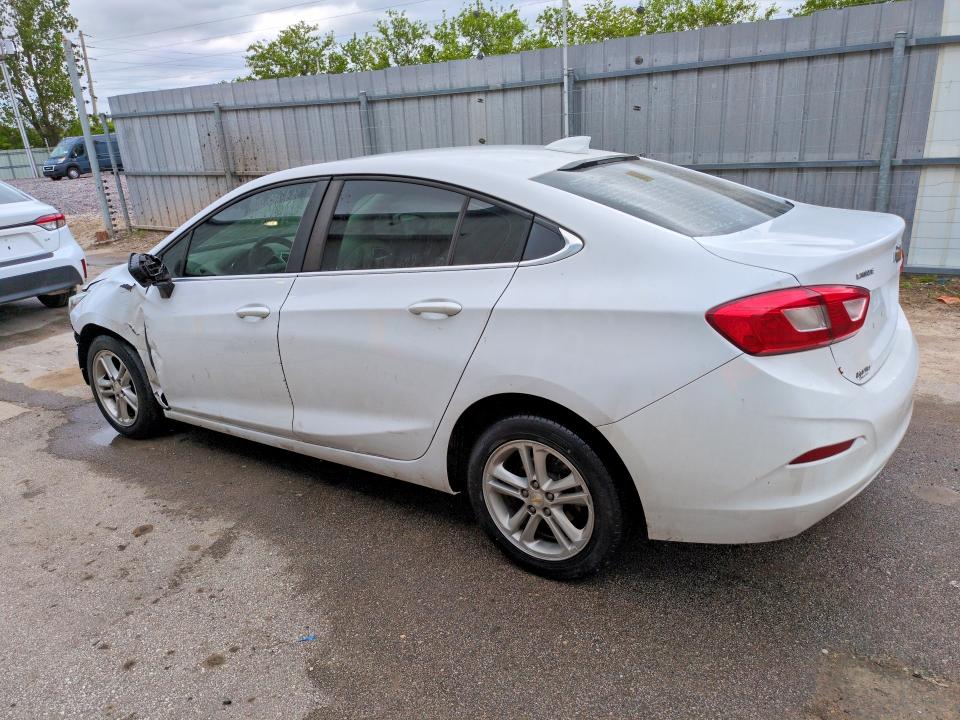 Продаж на аукціоні авто 2018 Chevrolet Cruze, vin: 1G1BE5SM7J7241739, номер лоту: 50260286