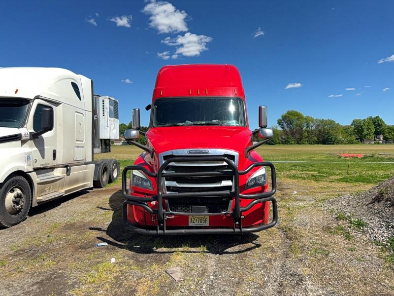 Продажа на аукционе авто 2019 Freigliner Cascadia 126, vin: 3AKJHHDR2KSKD7619, номер лота: 51693116