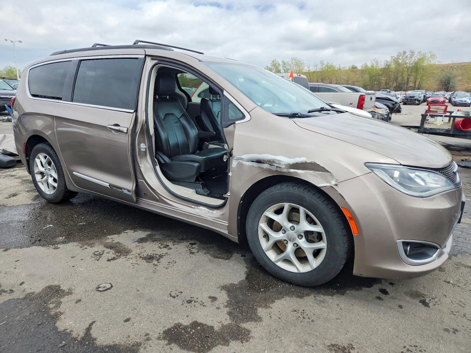 Продаж на аукціоні авто 2017 Chrysler Pacifica, vin: 2C4RC1BG5HR809557, номер лоту: 51191606