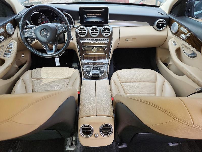 51453656 :رقم المزاد ، 55SWF4KB6JU250925 vin ، 2018 Mercedes-benz C مزاد بيع