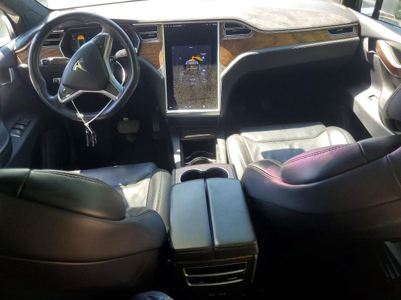 2017 Tesla Model X მანქანა იყიდება აუქციონზე, vin: 5YJXCDE23HF052212, აუქციონის ნომერი: 49836746