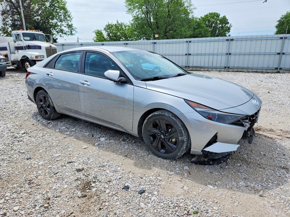 79784085 :رقم المزاد ، 5NPLM4AG2MH024247 vin ، 2021 Hyundai Elantra مزاد بيع
