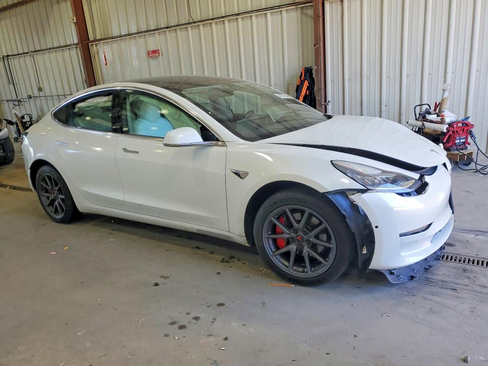 2019 Tesla Model 3 მანქანა იყიდება აუქციონზე, vin: 5YJ3E1EAXKF486262, აუქციონის ნომერი: 49376036