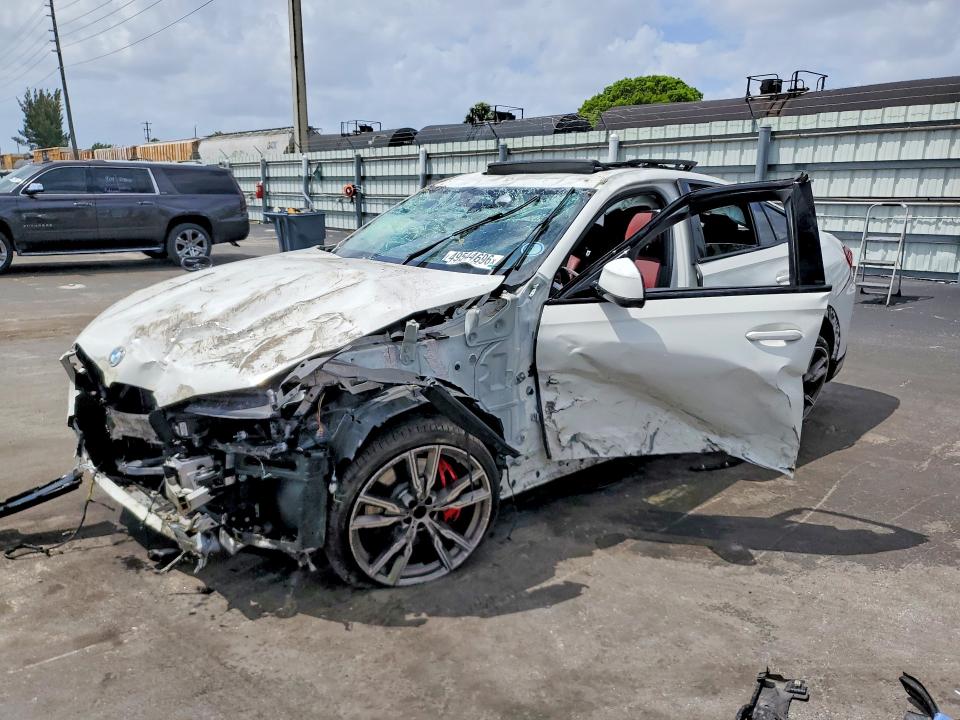 49544696 :رقم المزاد ، 5UXCY8C02M9F23278 vin ، 2021 Bmw X6 مزاد بيع