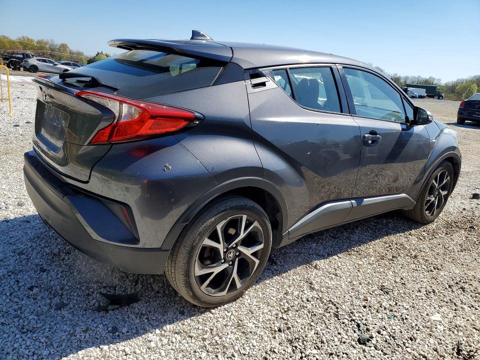48623706 :رقم المزاد ، NMTKHMBX4JR011809 vin ، 2018 Toyota C-hr مزاد بيع