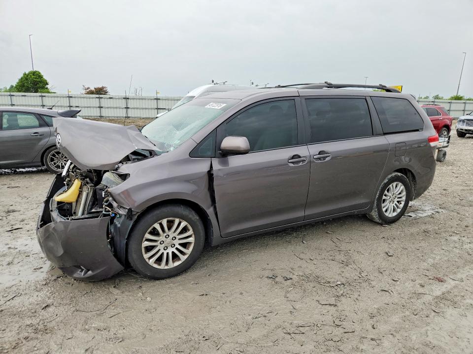2012 Toyota Sienna მანქანა იყიდება აუქციონზე, vin: 5TDYK3DC2CS268438, აუქციონის ნომერი: 49722916