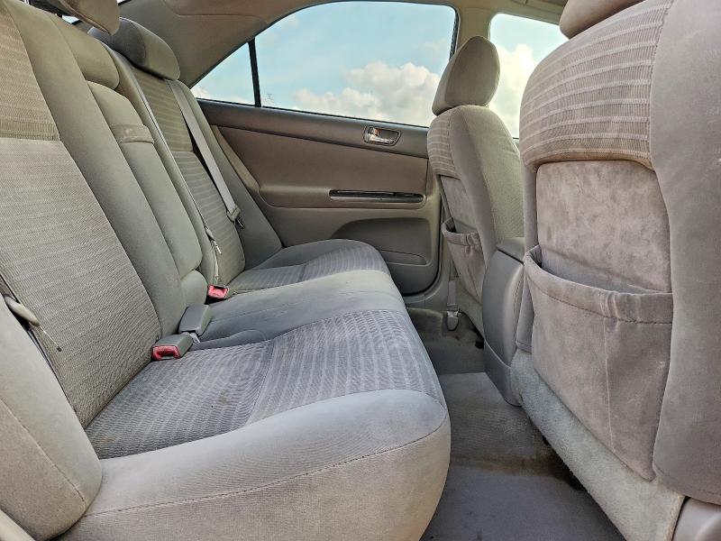 2005 Toyota Camry მანქანა იყიდება აუქციონზე, vin: 4T1BE32K45U622249, აუქციონის ნომერი: 51171226