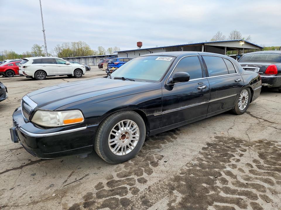 Продажа на аукционе авто 2011 Lincoln Town Car, vin: 2LNBL8FV7BX763778, номер лота: 50983146
