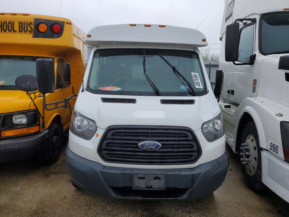 2015 Ford Transit მანქანა იყიდება აუქციონზე, vin: 1FDCR5PM2FKA92388, აუქციონის ნომერი: 48575466