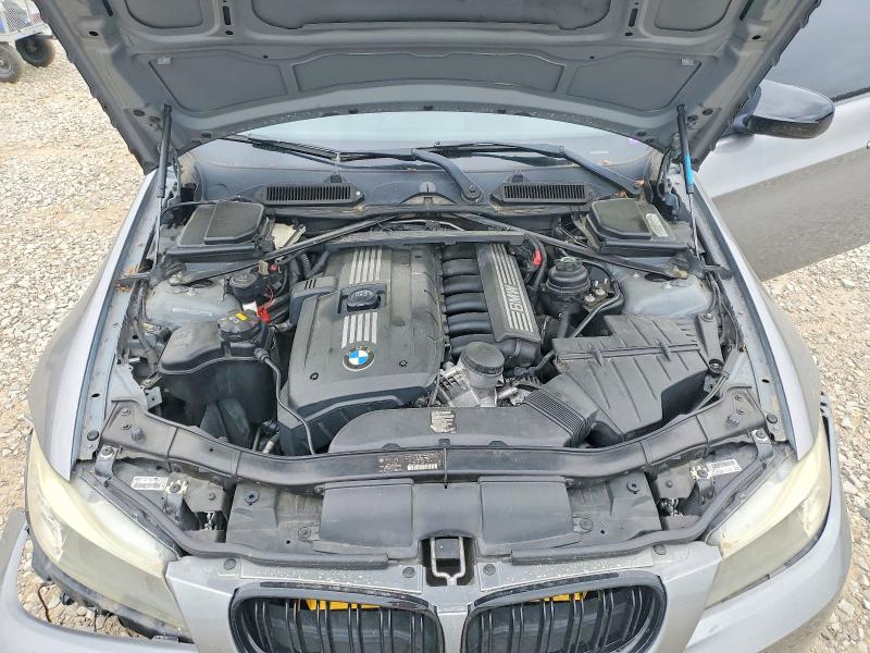 49102656 :رقم المزاد ، WBAPH7C52BE675813 vin ، 2011 Bmw 328 مزاد بيع